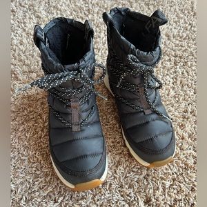 The North Face Thermoball Lace-up Waterproof boots